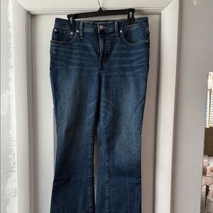 Madewell Mid Rise Kick Out Jeans - size 29